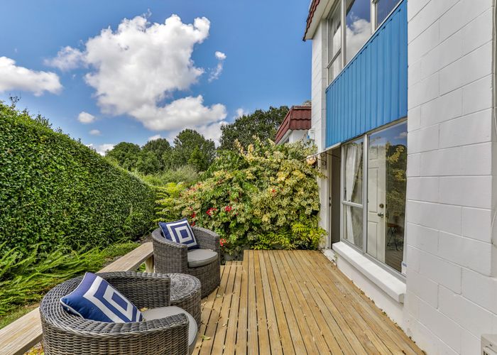  at 1/52 Fruitvale Road, New Lynn, Auckland