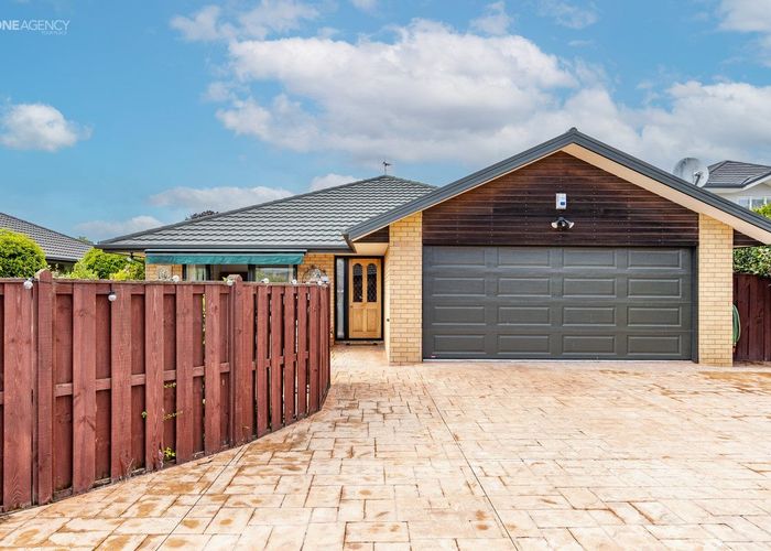  at 2/156 Blighs Road, Strowan, Christchurch