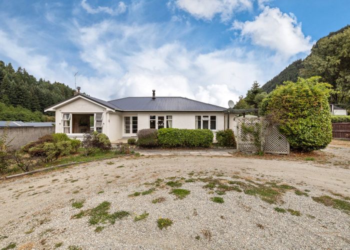  at 12 Bowen Street, Town Centre, Queenstown-Lakes, Otago