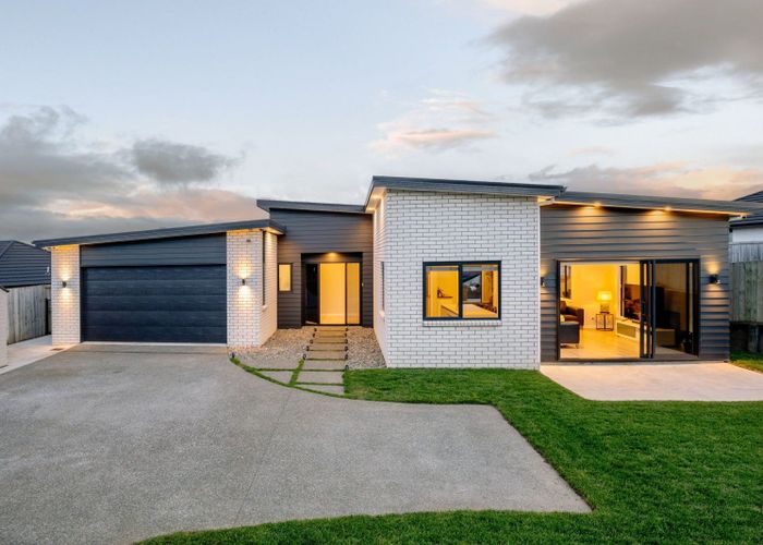  at 10 Kapua Crescent, Rototuna North, Hamilton