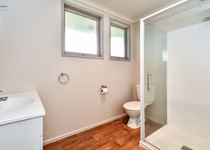  at 15 Racecourse Road, Waiuku, Waiuku