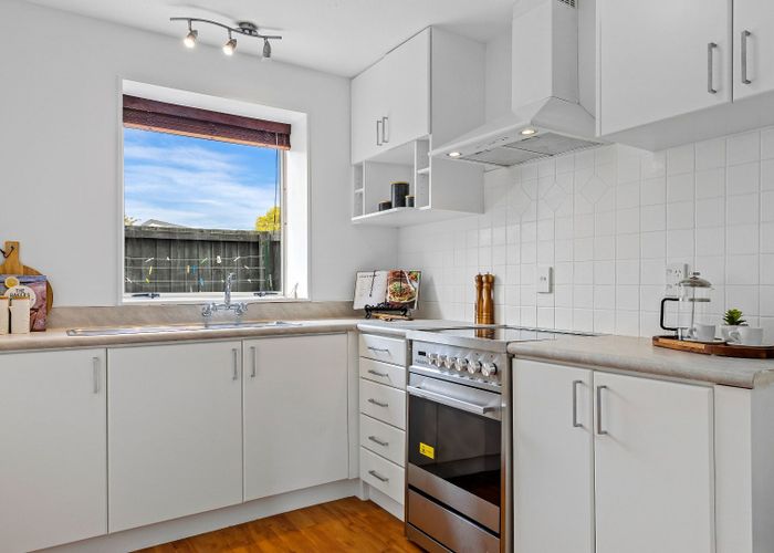  at 1/270 Kilmore Street, City Centre, Christchurch City, Canterbury