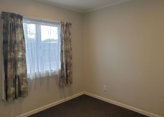  at 2/16 Cambridge Road, Manurewa, Manukau City, Auckland
