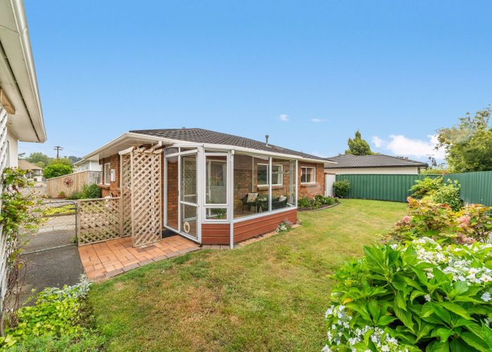  at 3a Oak Street, Ebdentown, Upper Hutt, Wellington