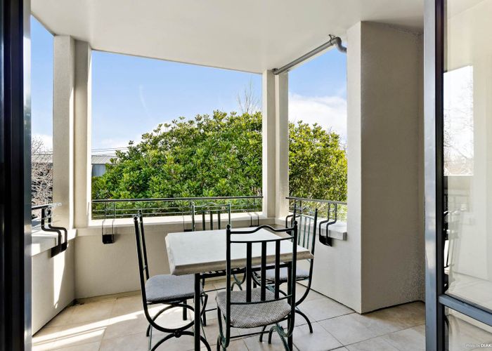  at 4/9 Balfour Road, Parnell, Auckland
