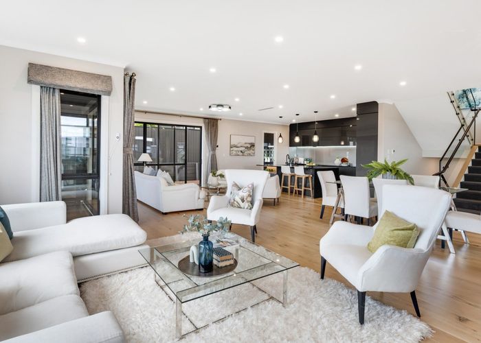  at 45 Armstrong Farm Drive, East Tamaki Heights, Manukau City, Auckland