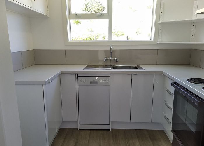  at 2/43 Edgecombe Street, Newlands, Wellington, Wellington