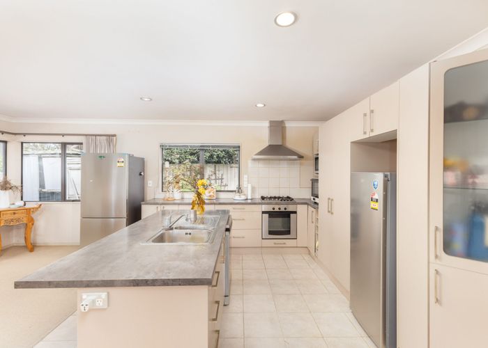  at 15 Moonlight Drive, Rototuna, Hamilton, Waikato