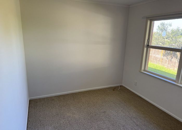  at 30 Taikata Road, Te Atatu Peninsula, Waitakere City, Auckland