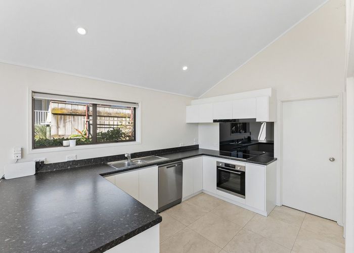  at 21 Nevada Drive, Merrilands, New Plymouth, Taranaki