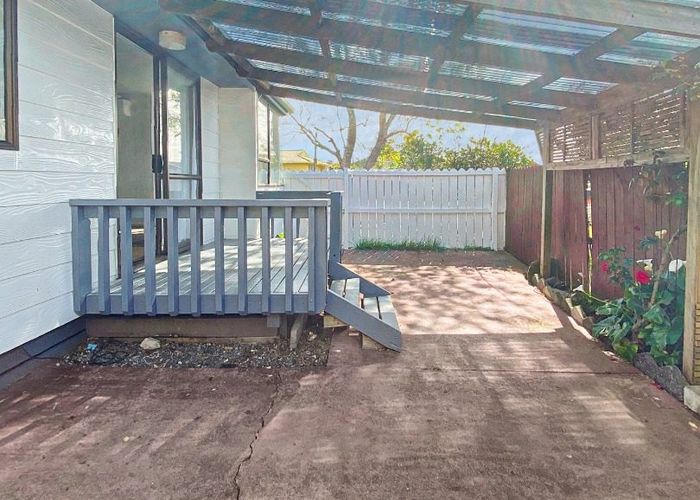  at 18 Glen Close, Glen Eden, Waitakere City, Auckland