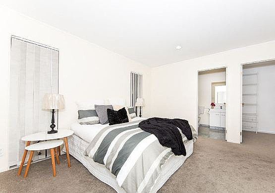  at 32 Earnslaw Crescent, Clover Park, Manukau City, Auckland