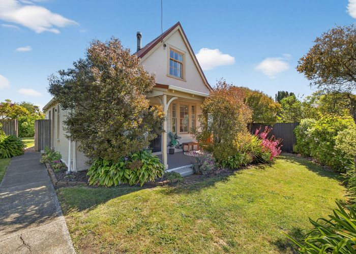  at 380 Keyes Road, New Brighton, Christchurch City, Canterbury