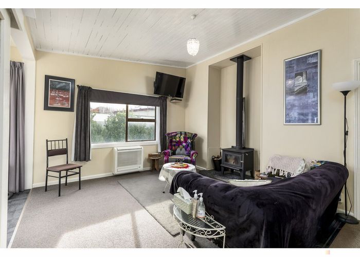  at 9 Waimate Highway, Makikihi, Waimate