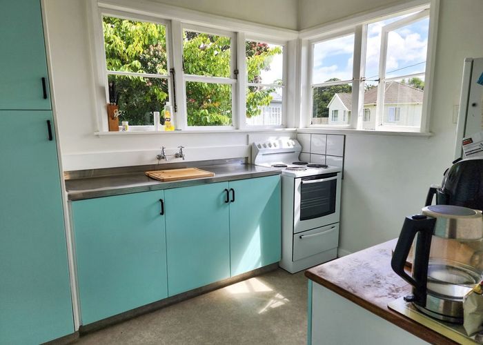  at 11 Kerr Avenue, Cobden, Greymouth
