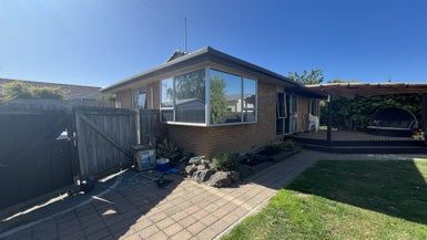  at 17 Raymond Road, Bromley, Christchurch