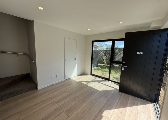  at 1763 Great N Rd, Avondale, Auckland City, Auckland