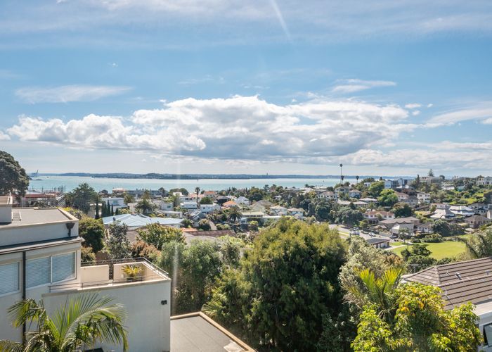  at 43 Glover Road, Saint Heliers, Auckland