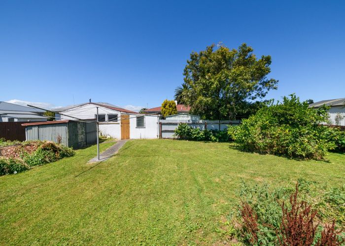  at 5 Belvedere Crescent, Takaro, Palmerston North