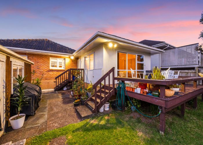  at 51 Great South Road, Papatoetoe, Auckland
