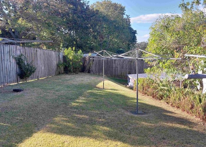  at 2/6 Hobday Place, Meadowbank, Auckland City, Auckland