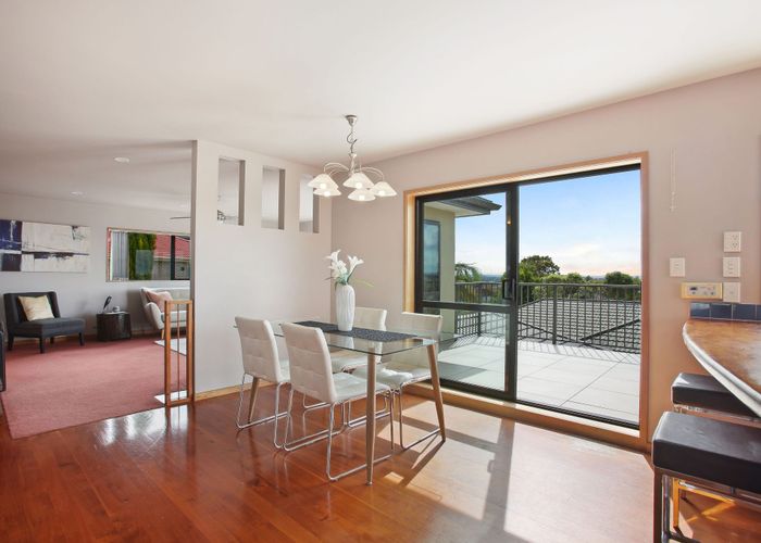  at 37 Tirohunga Drive, Henderson, Waitakere City, Auckland