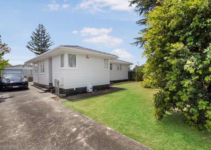  at 31 Henwood Road, Mangere East, Auckland