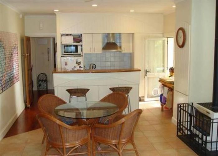 at 3809 Cambridge Road, Leamington, Cambridge