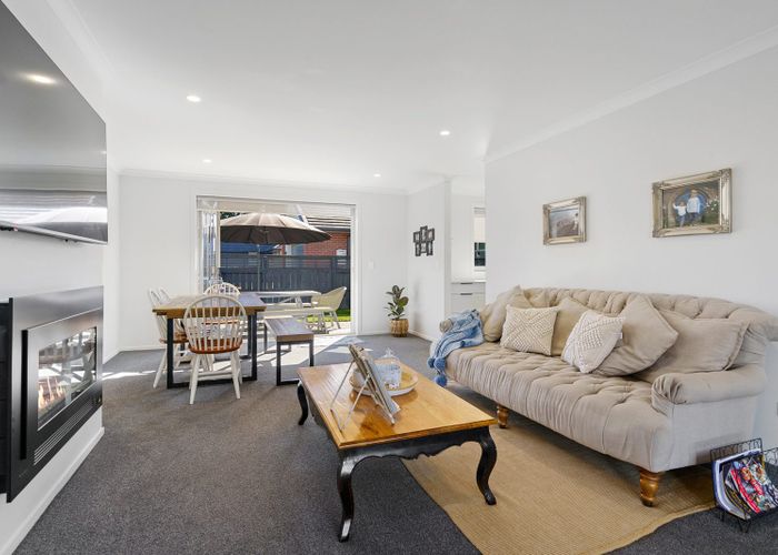  at 16 Tucker Close, Leamington, Cambridge