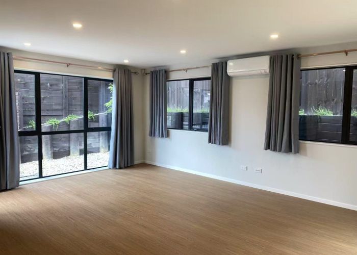  at 31D Weldene Avenue, Glenfield, North Shore City, Auckland