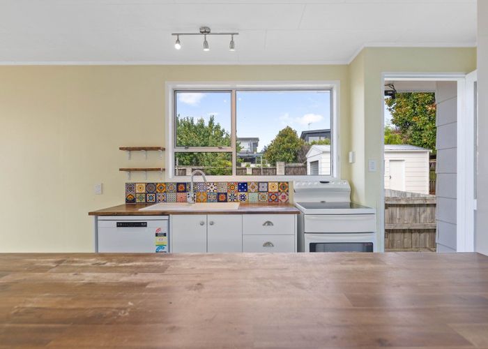  at 24 Richmond Avenue, Richmond Heights, Taupo