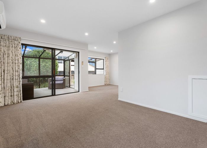  at 3/255 Meola Road, Point Chevalier, Auckland