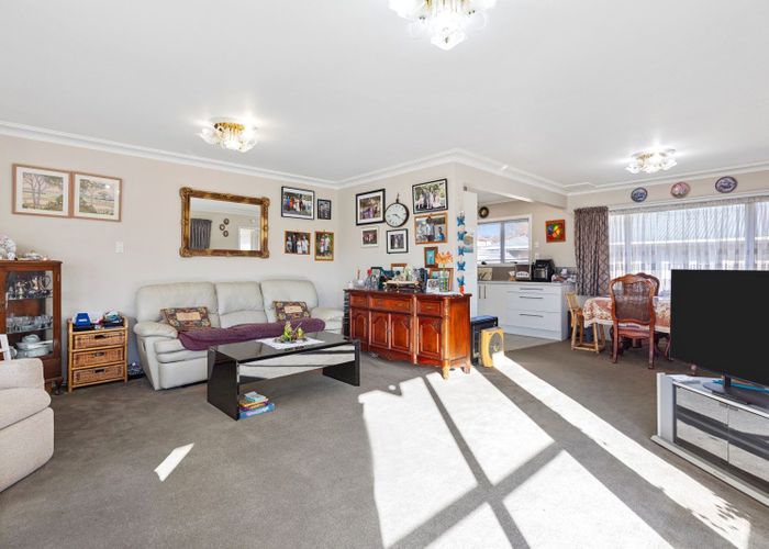  at 27 Esk Street, Parkvale, Tauranga, Bay Of Plenty