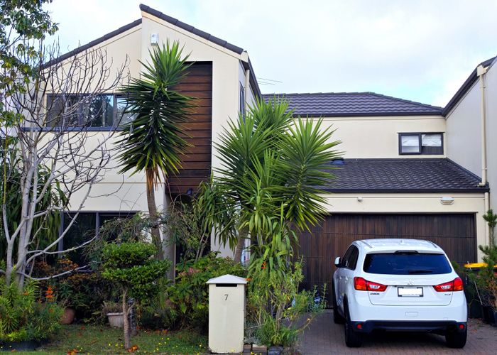  at 7 Spalding Rise, Golflands, Manukau City, Auckland