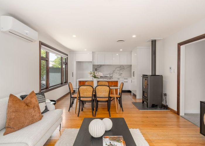  at 201 Cashmere Road, Hoon Hay, Christchurch City, Canterbury