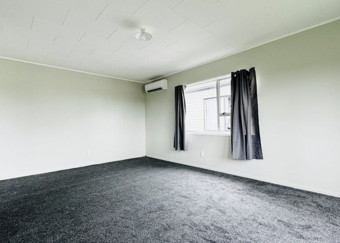  at 52 Keegan Drive, Massey, Auckland