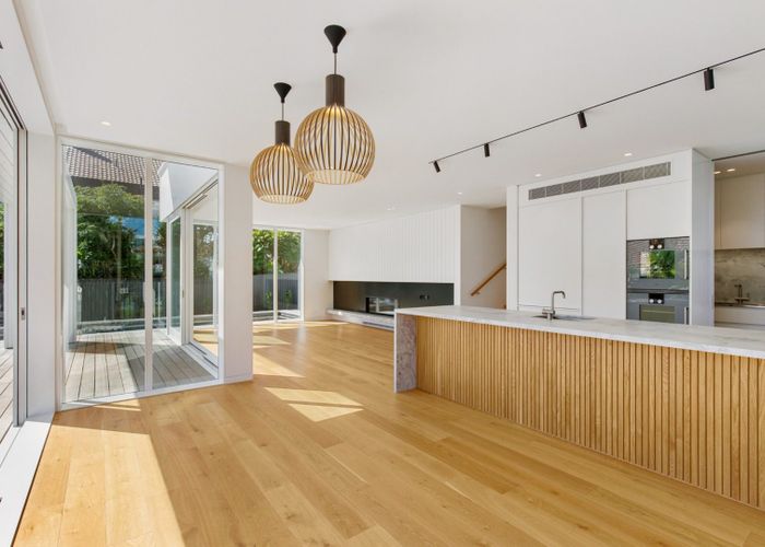  at 6 Rewiti Avenue, Takapuna, North Shore City, Auckland