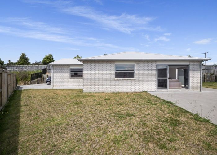  at 14 Papaka Lane, Poike, Tauranga