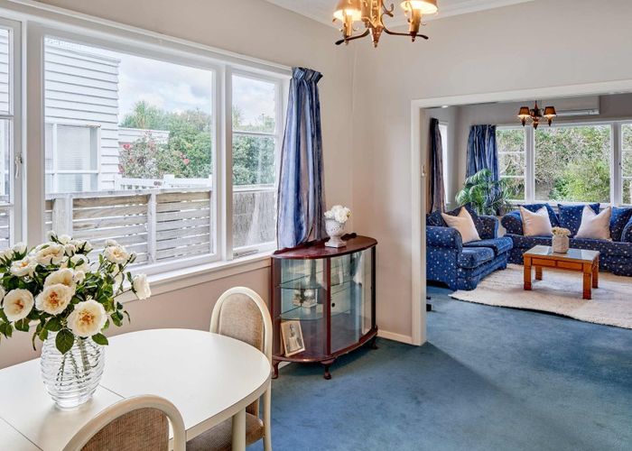  at 16 Seaview Road, Paremata, Porirua