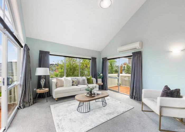  at 5 Frenz Drive, Titirangi, Auckland