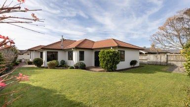  at 91 Kahira Crescent, Papamoa Beach, Papamoa