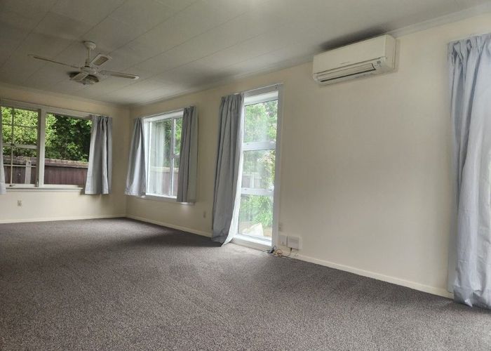  at 1/250 Waimairi Road, Ilam, Christchurch City, Canterbury