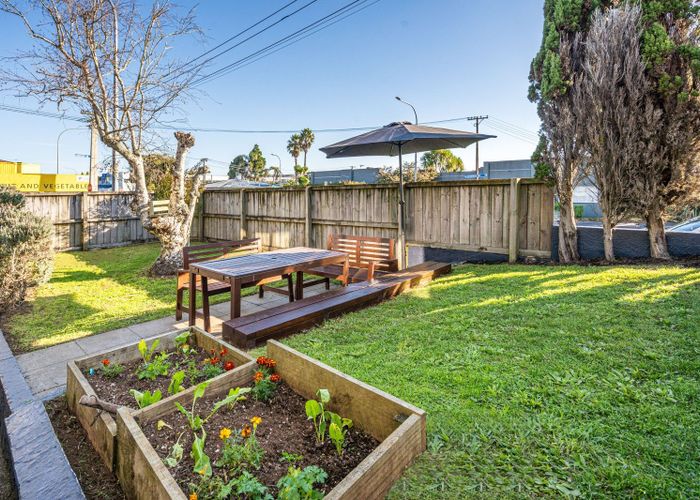  at 1/886 Dominion Road, Mount Eden, Auckland City, Auckland