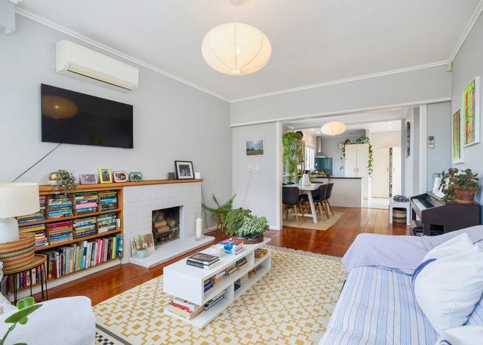  at 18 Vinter Terrace, Mount Albert, Auckland City, Auckland