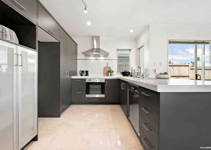  at 2 Vinci Court, Manurewa, Auckland
