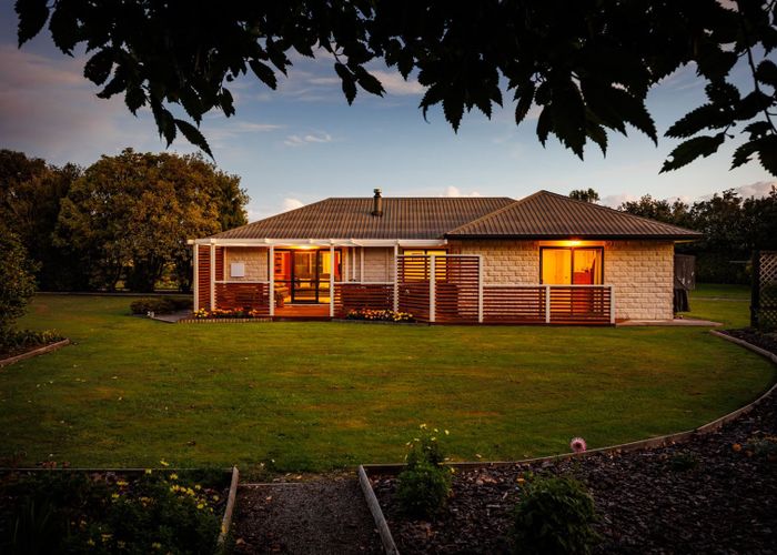 For sale 981 Roberts Line, Bunnythorpe homes.co.nz