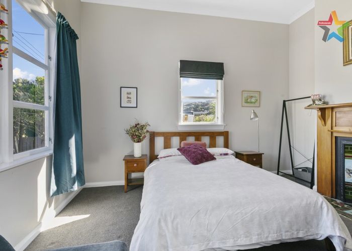  at 1 Central Terrace, Alicetown, Lower Hutt