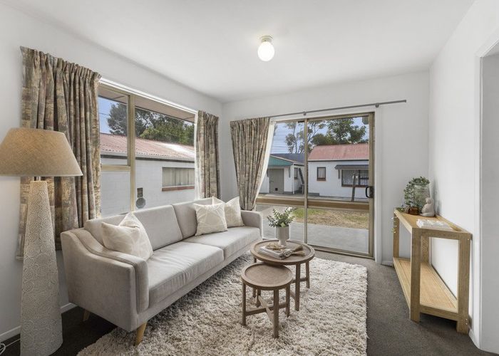  at 14 Greenhurst Street, Sockburn, Christchurch