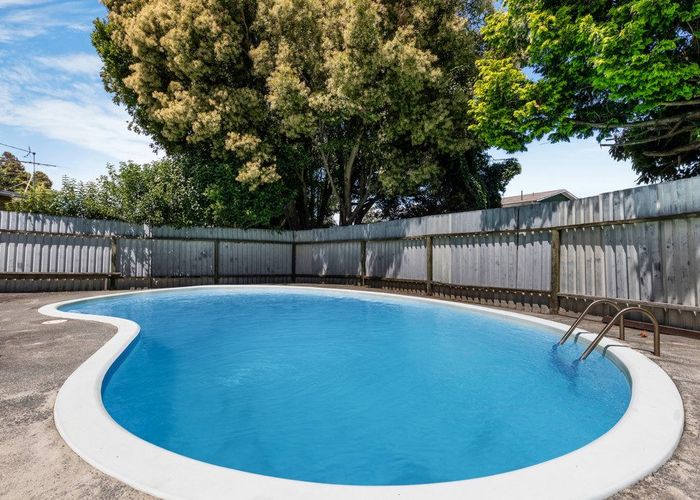  at 61 Rogers Road, Manurewa, Auckland