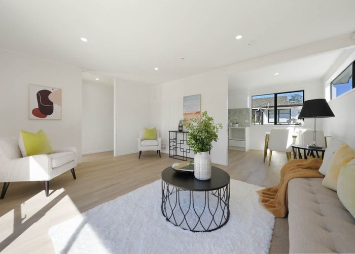  at 2/36 Borich Road, Sunnyvale, Waitakere City, Auckland